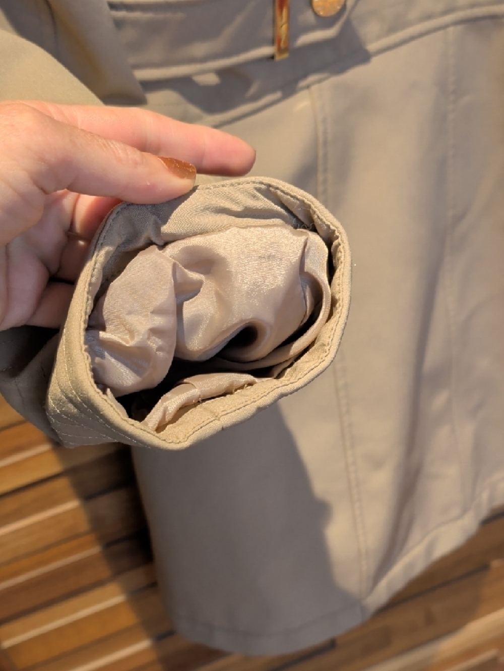 Via Spiga Camel Hooded Trench Coat with Leopard Lining - Picture 12 of 15
